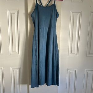 Sustainable fashion dress with pockets